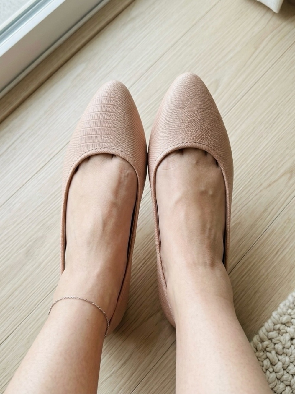 SO Women's Pointed Toe Ballet Flats in Blush Pink